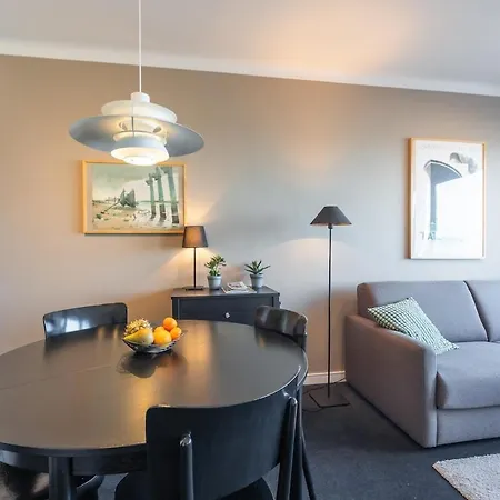 Apartment Zeegiraf With Garage Zeedijk Nieuwpoort-bad